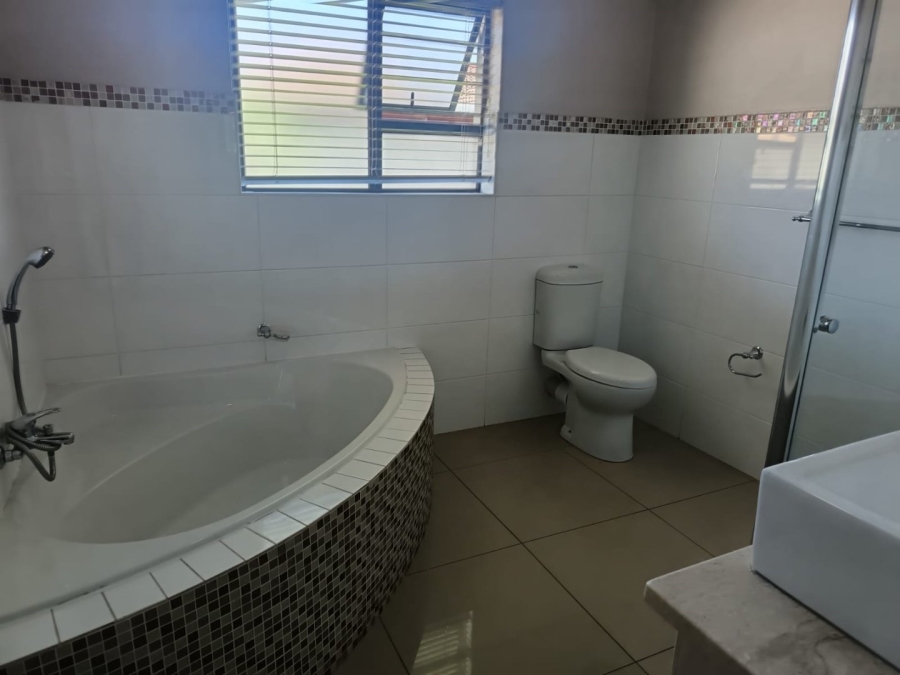 3 Bedroom Property for Sale in Hadison Park Northern Cape